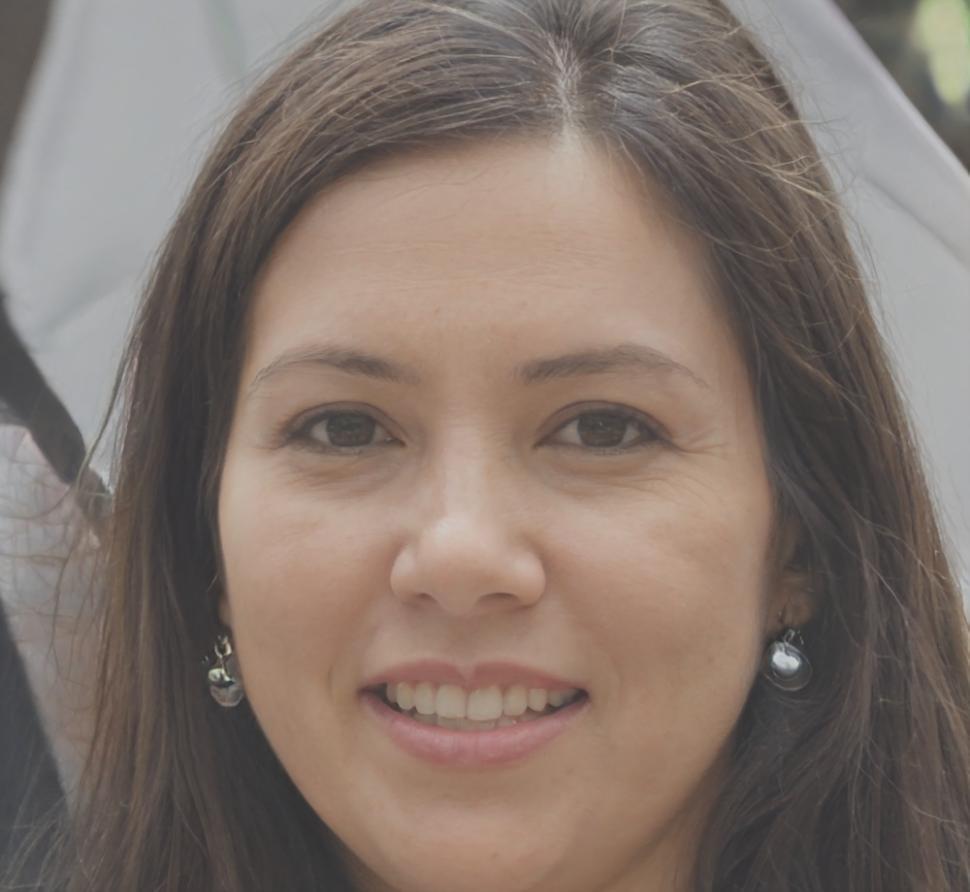 Carmen Vidal, instructora de finanzas personales con 12 años de experiencia